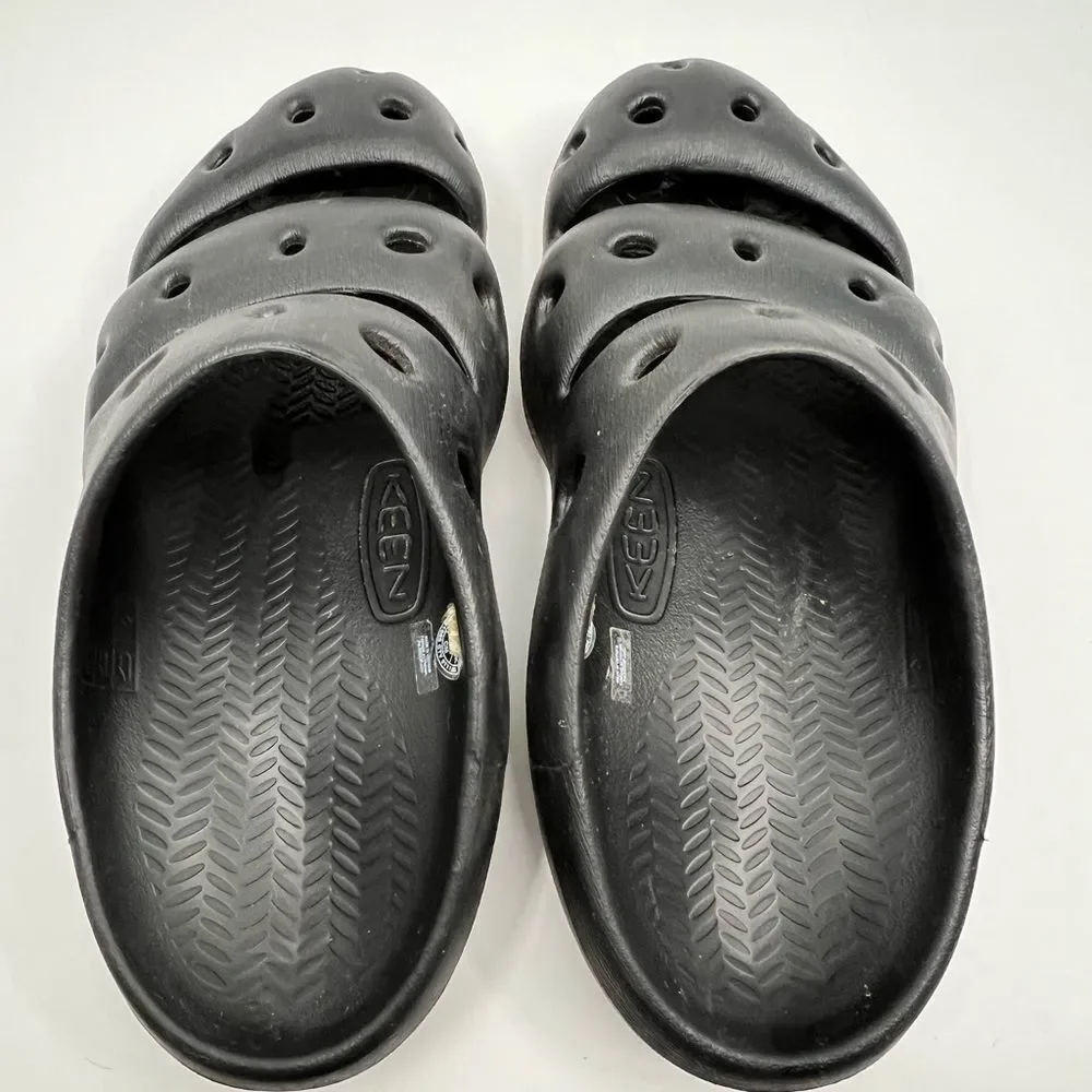 KEEN Yogui Black Perforated Slip-On EVA Rubber Clogs EU 42 M 9 W 11 Unisex